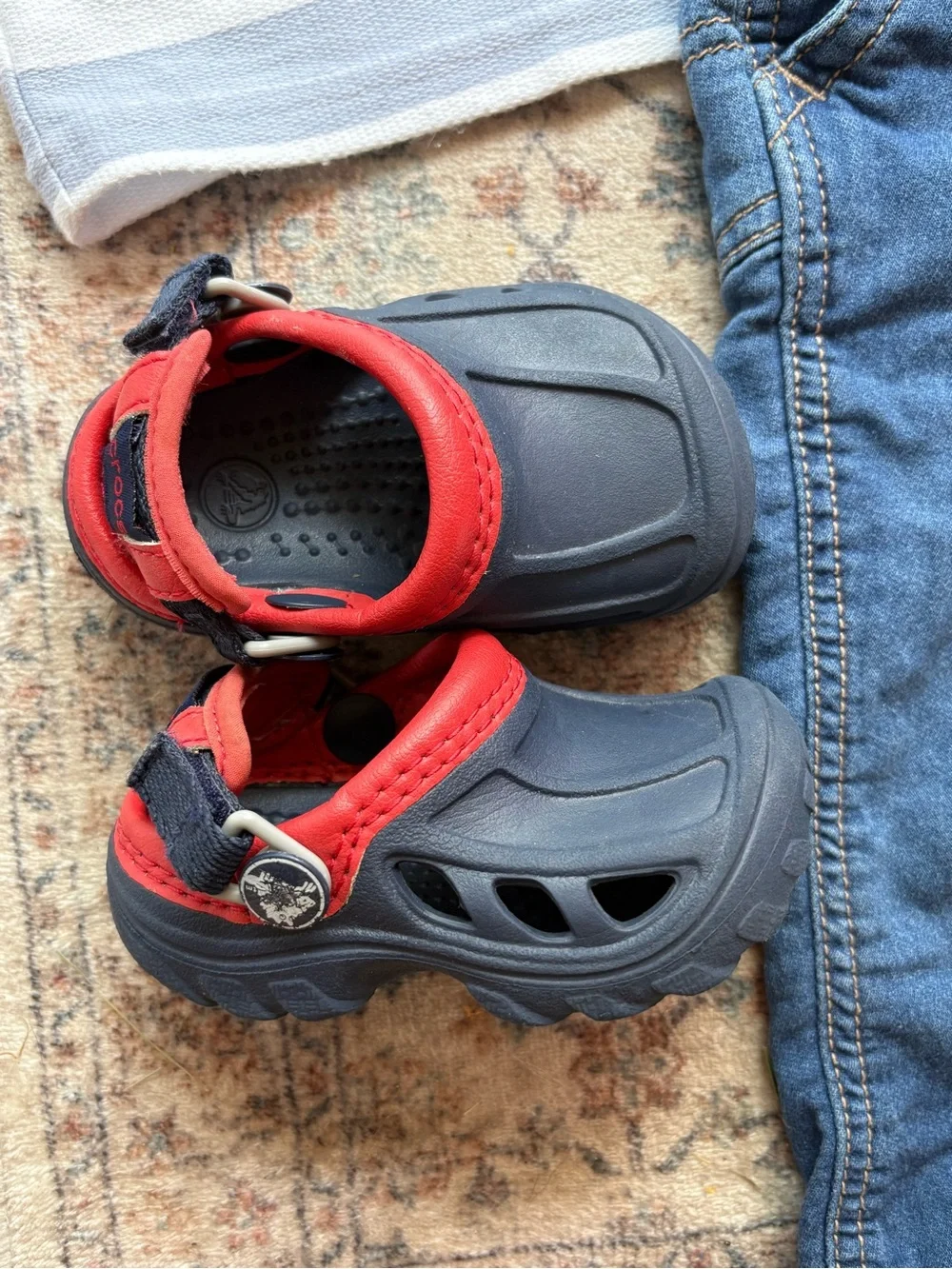12M Kids Oshkoah Overalls & Striped Carter’s Tee Set with 4/5C Crocs